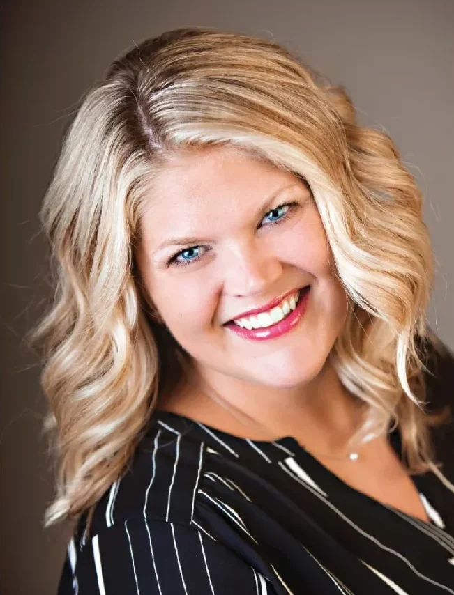 Portrait of Melissa Herrboldt for KXLG Digital Works in South Dakota.